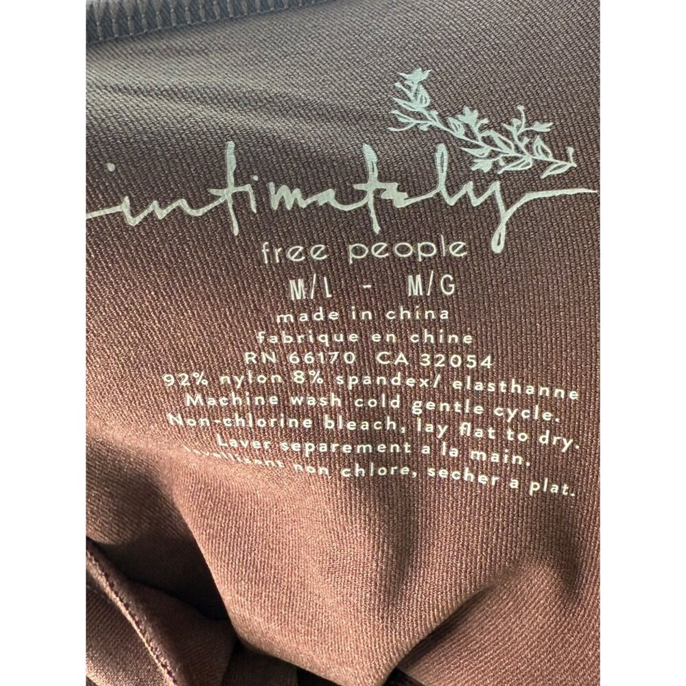 NWT Free People Seamless Mock Neck w/Thumbholes Stretch Long Sleeve Layering Top - Picture 9 of 11